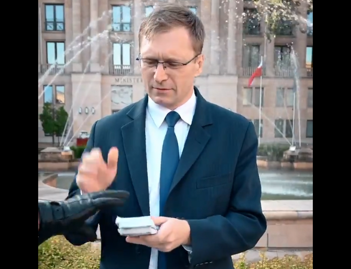 Filmik posła PiS miał promować „Polski Ład”. Czy udało mu się kogokolwiek przekonać?