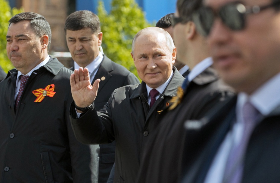 (Prezydent Rosji Władimir Putin podczas parady wojskowej z okazji Dnia Zwycięstwa. Fot. EPA/EKATERINA SHTUKINA / SPUTNIK / GOVERNMENT PRESS SERVICE POOL MANDATORY CREDIT)