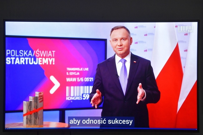 Prezydent Andrzej Duda podczas otwarcia Kongresu 590, 5 bm. w Warszawie. Fot. PAP/Radek Pietruszka