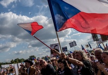 Największa demonstracja w Pradze od 1989 roku.