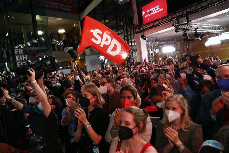 SPD świętuje zwycięstwo w niemieckich wyborach. Fot. PAP/EPA