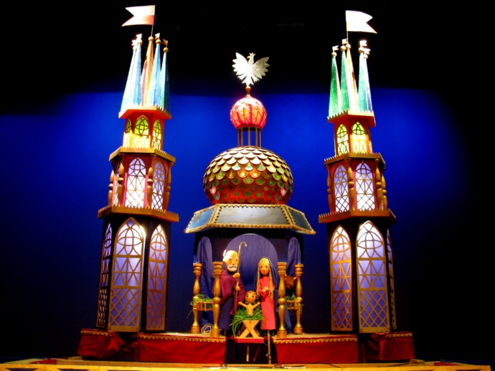 szopka krakowska z http://www.teatrlalka.waw.pl/p_szopka.php