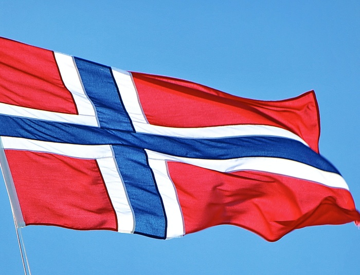 Agaz.info - Współpraca w zakresie rozwoju morskiego łańcucha logistycznego dla zielonego w