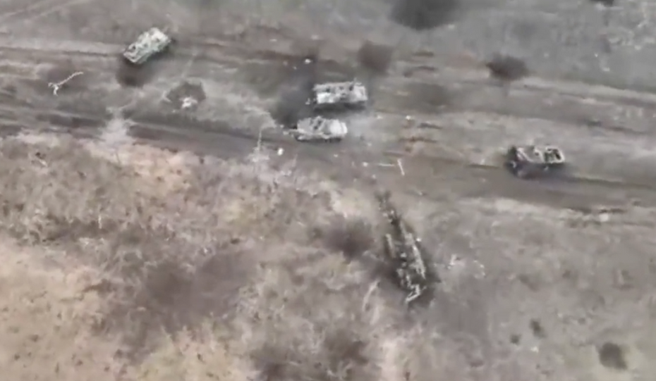 Ukraińcy zniszczyli pojazdy rosyjskiej armii. Źródło: Twitter/@UAWeapons