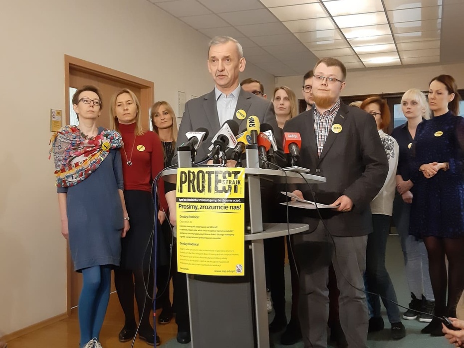 Prezes ZNP Sławomir Broniarz ogłosił kontynuację strajku. fot. Facebook/ZNP