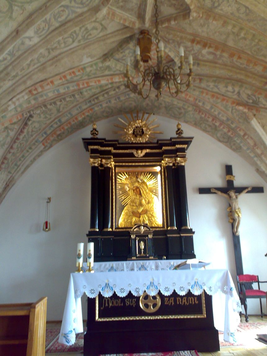 obraz Matki Boskiej w średniowiecznej kaplicy