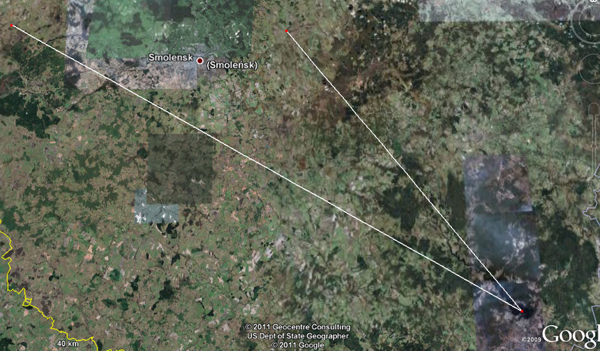 Fot.5: Zdjęcie satelitarne Google Earth: Smoleńsk i Desnogorsk, zaznaczone kierunki wiatru z 10 kwietnia 2010.