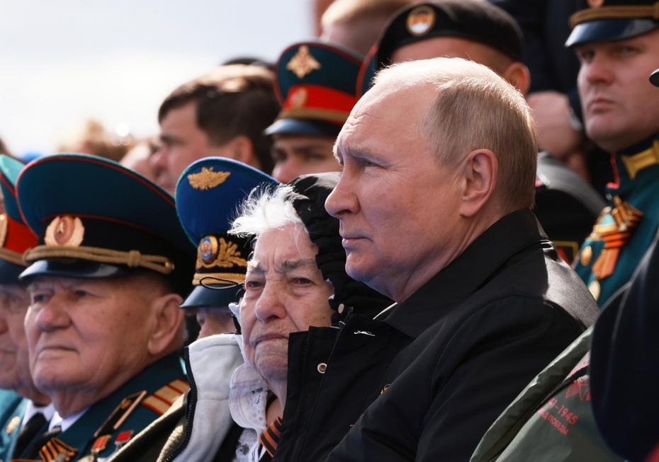 Władimir Putin na Placu Czerwonym w Moskwie. Fot. PAP/EPA/MIKHAIL METZEL / KREMLIN POOL / SPUTNIK