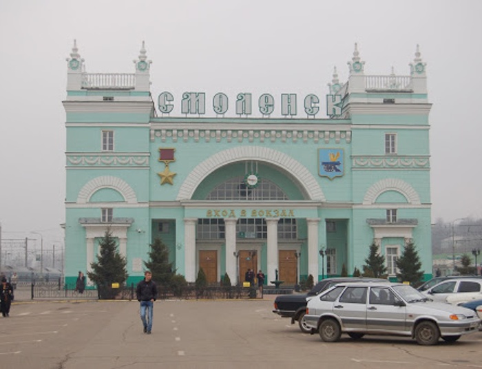 10.04.2010.- Pociąg specjalny na stacji Smoleńsk