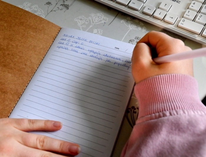 Matura próbna 2020. Uczniowie dostali od CKE arkusze z 2015 roku