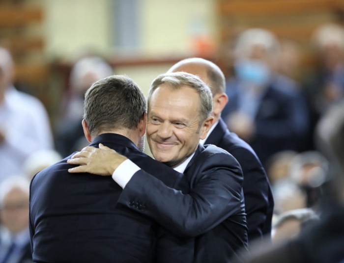 Czy Tusk się rozwija