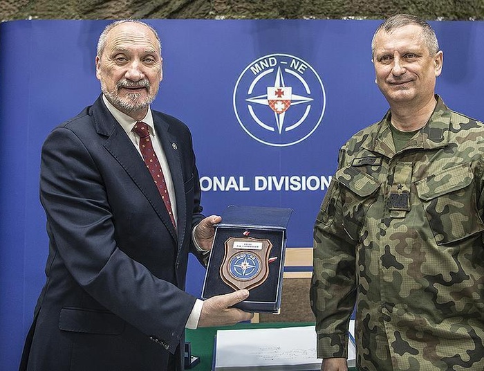 Kto chciał generała po kursie GRU na dowódcę wojsk NATO? Spór między BBN i