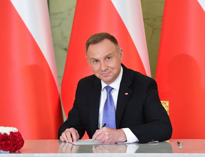 Stało się, prezydent podpisał. Emeryturę będzie można dostać szybciej