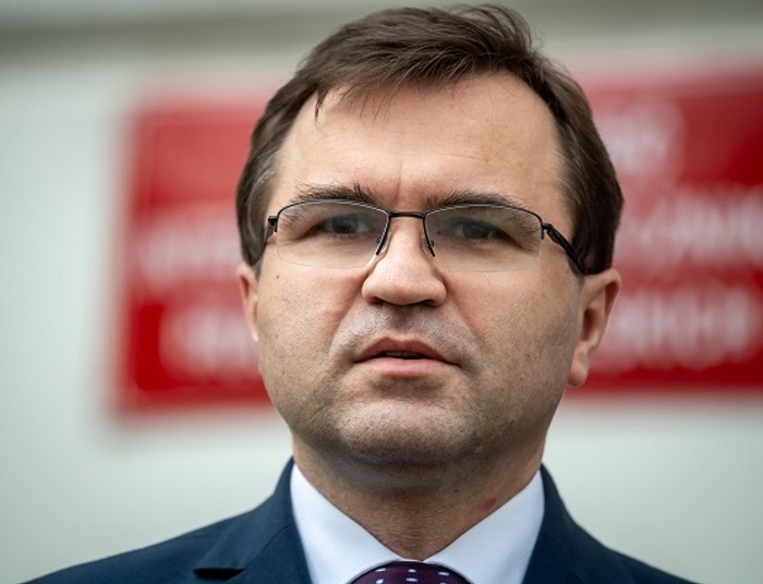 Szczepienia na COVID-19. Girzyński zawieszony w PiS