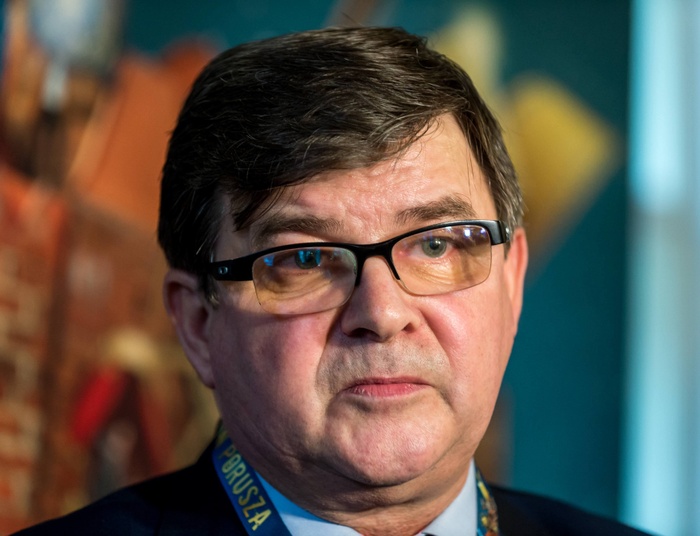 Poseł PiS szczerze o śmierci żony i swojej walce z COVID-19. "Nie życzę tego wrogowi"