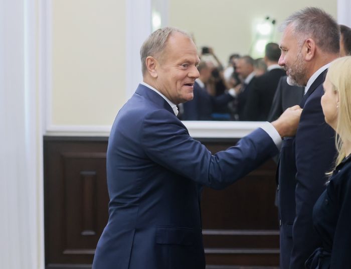 Ultimatum Tuska: głosujesz inaczej niż rząd? Pożegnaj się ze stanowiskiem