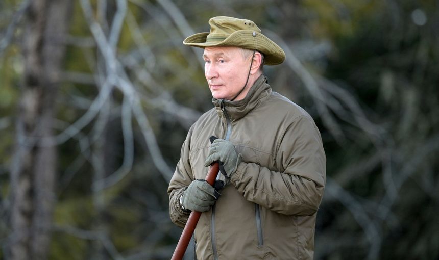 Putin zaszczepił się rosyjskim preparatem Sputnik V. Fot. PAP/EPA