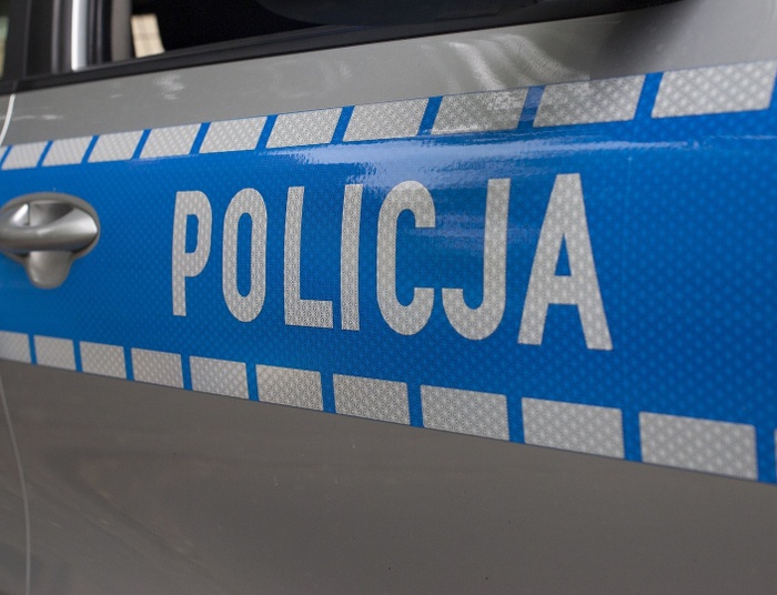 Złodziej ukradł samochód kobiecie. Wcześniej odgryzł jej ucho