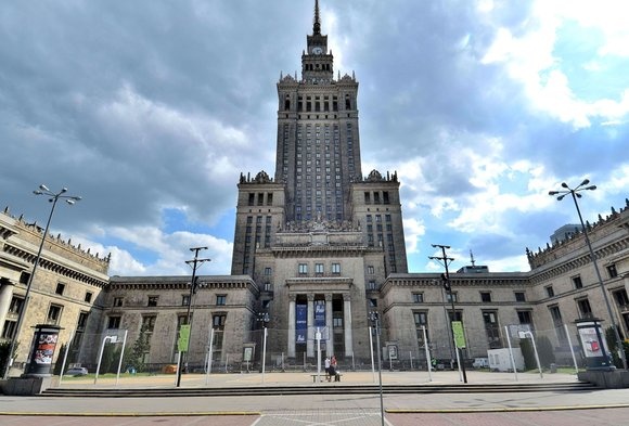 Polacy nie wyobrażają sobie stolicy bez Pałacu Kultury i Nauki?