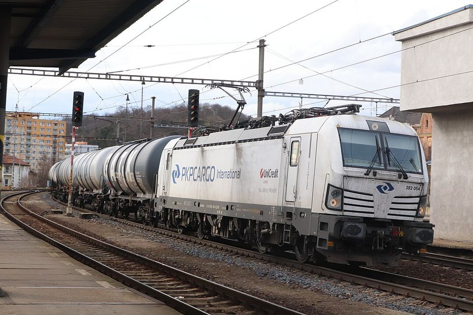 na zdjęciu: pociąg transportowy PKP Cargo. fot. Alex Noble, CCO