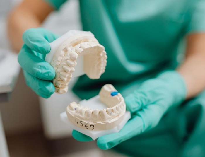 Dentysta na NFZ? Zapomnij. Państwowych pieniędzy na stomatologię nie ma i nie będzie