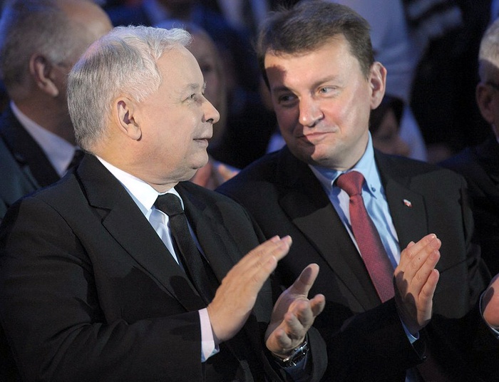 PiS w tarapatach. Grozi mu rozłam i utrata większości w Sejmie