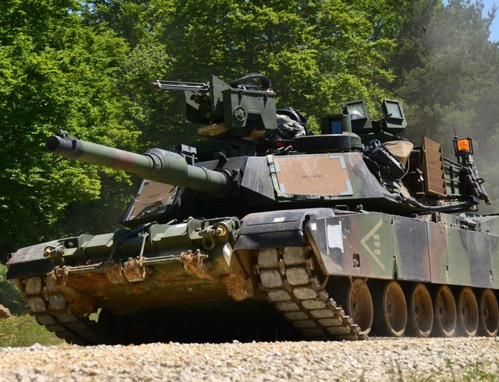 Jaki jest sens kupna 250 Abramsów jeśli 100 z nich pójdzie na magazyn i będzie dawcą częśc