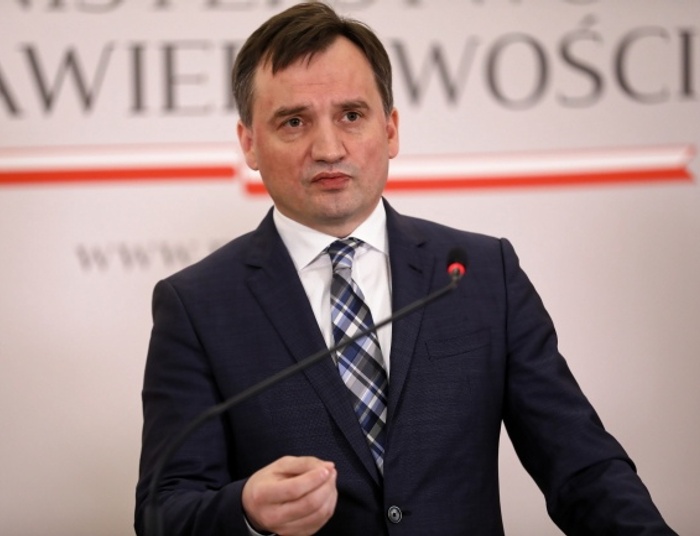 Szwedzki sąd odmówił wydania Polsce Stefana Michnika. Ziobro: Zdumiewające tłumaczenie