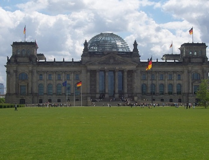 Przed wizytą Angeli Merkel: Czas na przebudowę relacji polsko-niemieckich