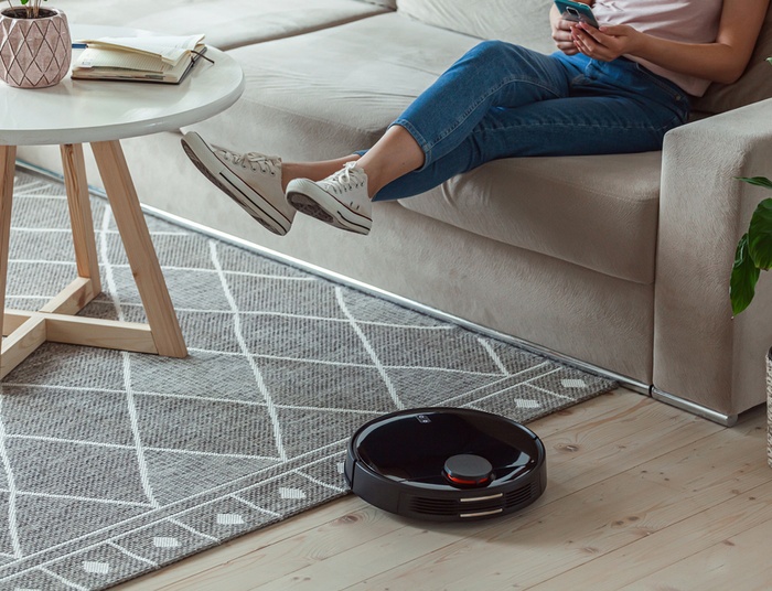 Odkurzacz bezprzewodowy czy robot – co lepsze?