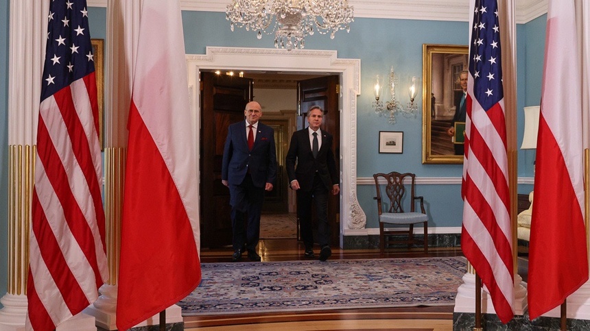 Szef resortu spraw zagranicznych Zbigniew Rau podczas spotkania z szefem amerykańskiej dyplomacji Antonym Blinkenem. (fot. Twitter/MSZ)