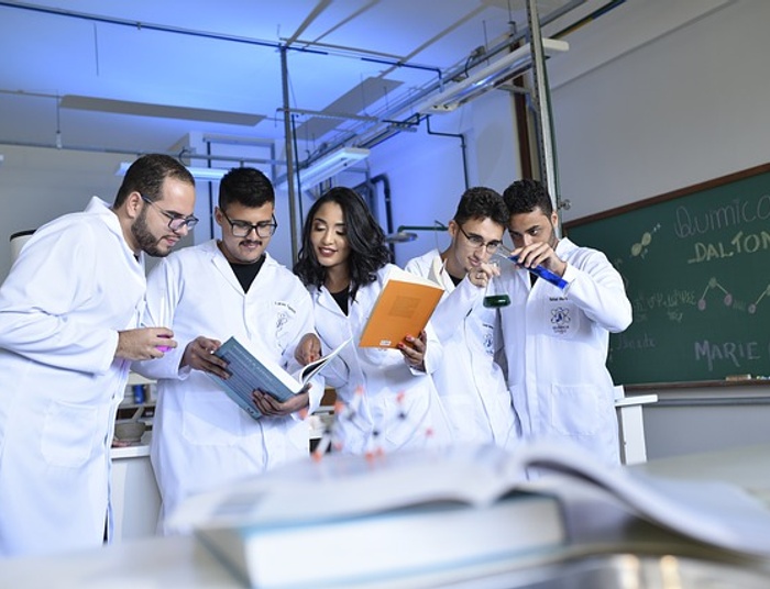 Czy trzeba wierzyć w naukę?