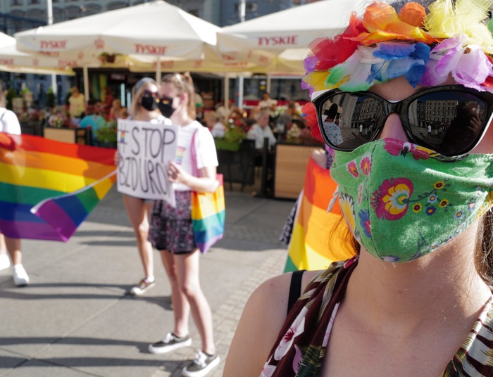 Przemoc nie jest odpowiedzią na złe słowa