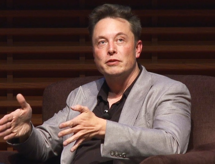 21 r. XXI w - rok Elona Muska
