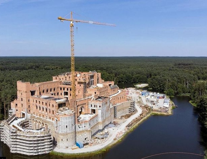 Malbork II w Stobnicy prawie legalny.