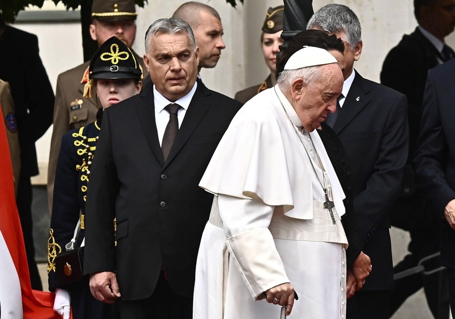 Papież Franciszek na Węgrzech. Fot. PAP/EPA/LUCA ZENNARO