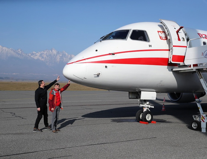 Loty Kuchcińskiego. Żona marszałka nie wracała do Warszawy przypadkowo Gulfstreamem