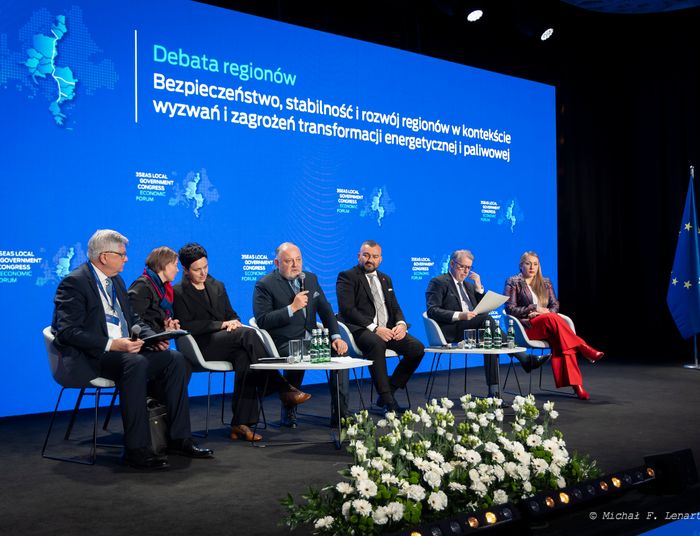 Samorządowy Kongres Trójmorza: gospodarka, transport, innowacje