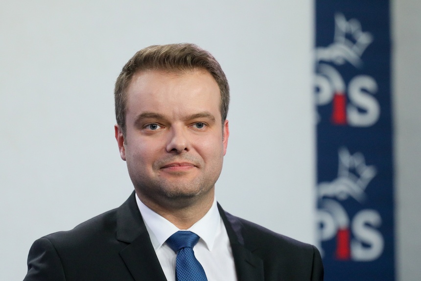 Rafał Bochenek to nowa twarz PiS. Fot. PAP/Paweł Supernak