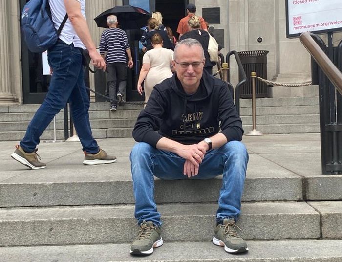 Marek Magierowski zdjął garnitur. Co założy?