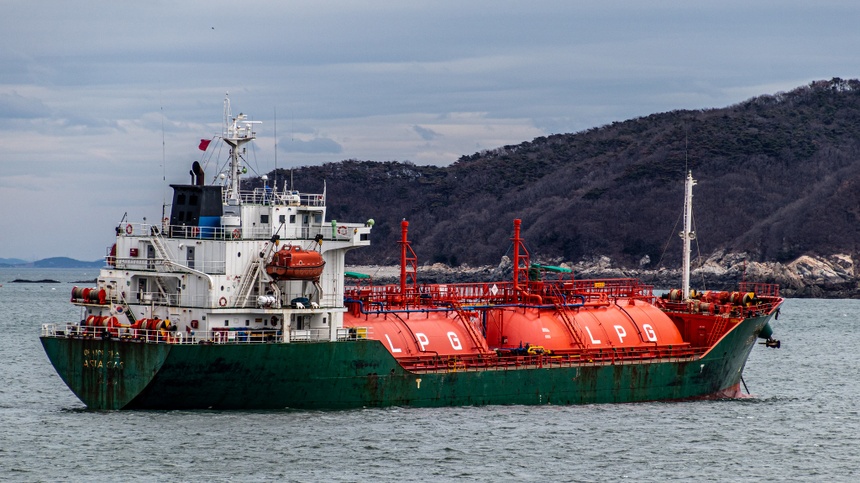 Dostaw LPG w Polsce mogłoby być więcej. Zdjęcie ilustracyjne/Flickr (Fot: EZEK ASIA GAS South Korea flagged LPG tanker "ASIA GAS" (아시아 가스) anchored at A-3 Anchorage, Daesan, Korea)