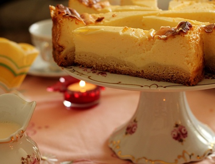 Jeszcze serniczka? Ta choroba lubi, gdy dużo biesiadujemy w święta