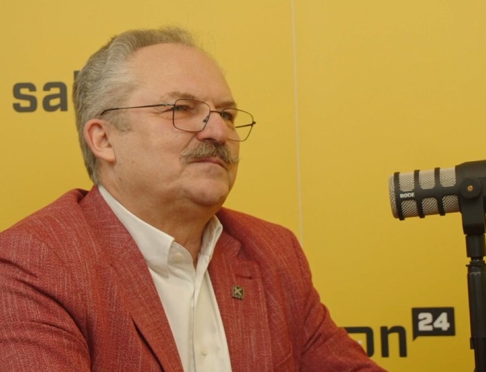 Jakubiak w Salon24.pl. Nie ma złudzeń, dlaczego PiS traci władzę