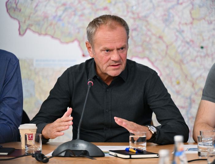 Premier zwrócił się do dziennikarzy i internautów. "Sianie paniki to grzech ciężki"