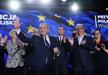 Sztab Koalicji Europejskiej, fot. PAP/Radek Pietruszka