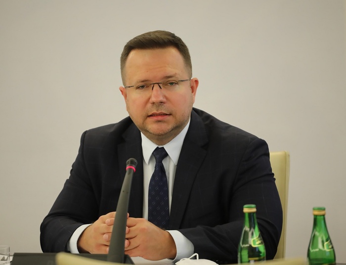 Konflikt w Radzie Polityki Pieniężnej. W tle zastrzeżenia ABW wobec jednego z członków