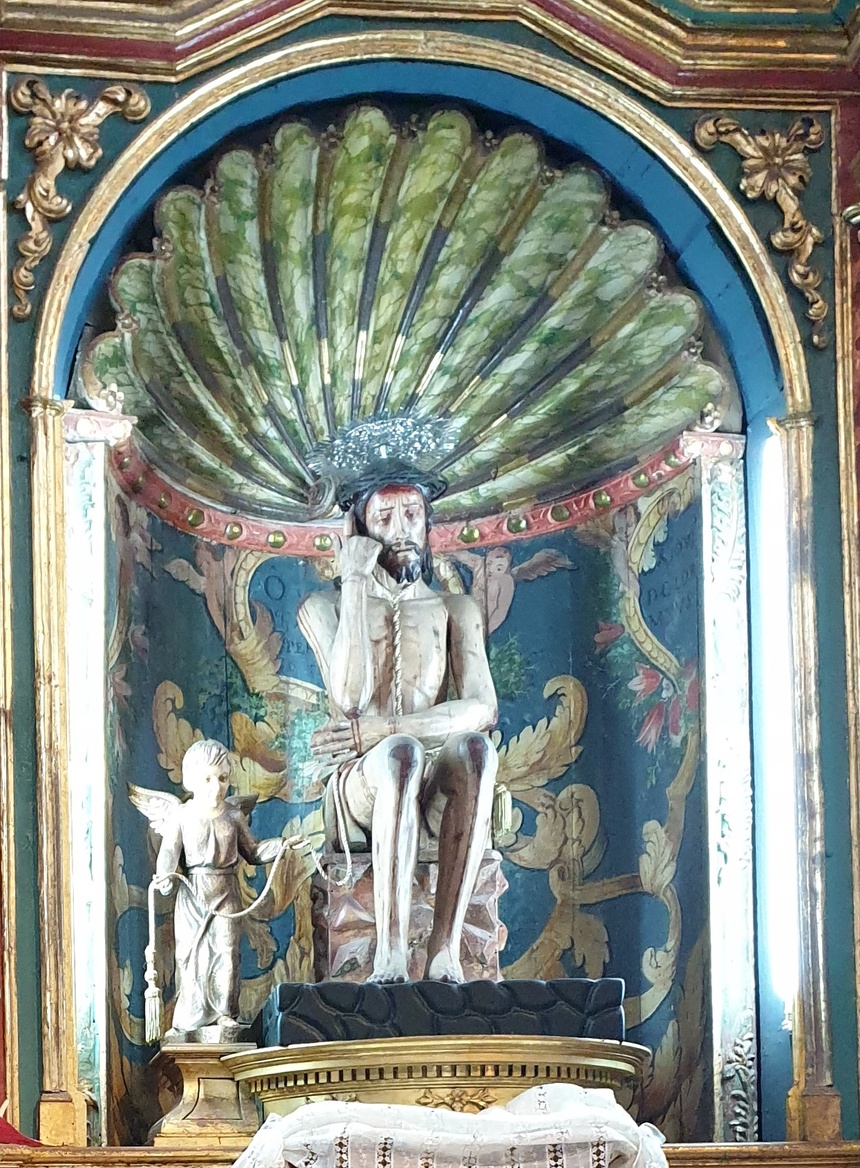Figura Jezusa w jednym z kościołów Santa De La Cruze