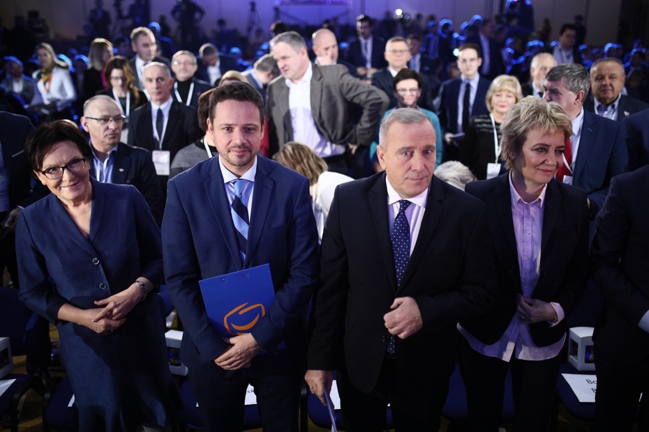 Politycy PO podczas obrad Rady Krajowej Platformy Obywatelskiej, fot. PAP/Leszek Szymański