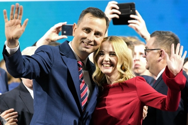 Władysław Kosiniak-Kamysz wraz z żoną Pauliną Kosiniak-Kamysz, fot. PAP/Darek Delmanowicz