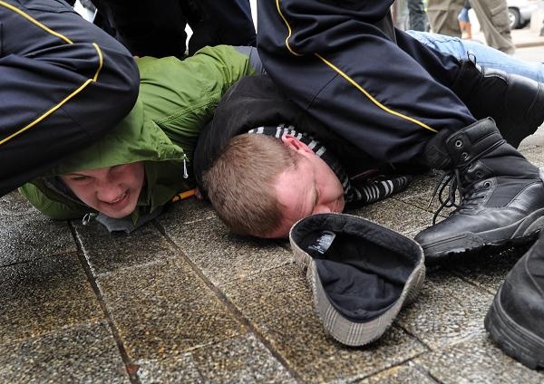 zdjęcia pochodzą z portalu INTERIA:
http://fakty.interia.pl/galerie/polska/solidarni-2010-usunieci-sila/zdjecie/duze,1